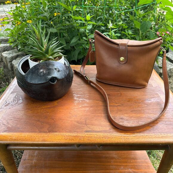 Vintage Coach Binocular Bag 9853 in British Tan - Picture 1 of 16